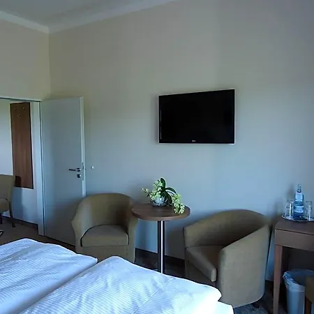 ホテル Ostseehotel 3*