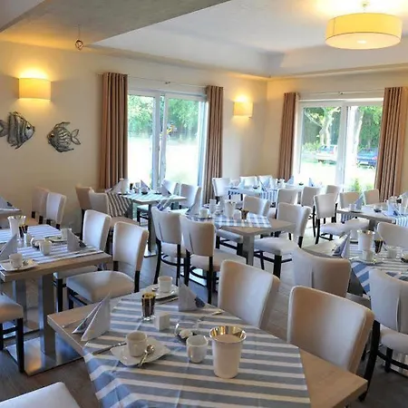 Ostseehotel ホテル ボルテンハーゲン